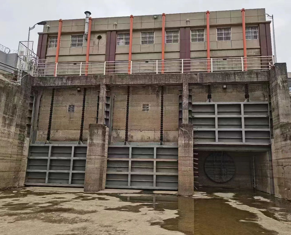 产品保障/坚持品质，口碑立足市场